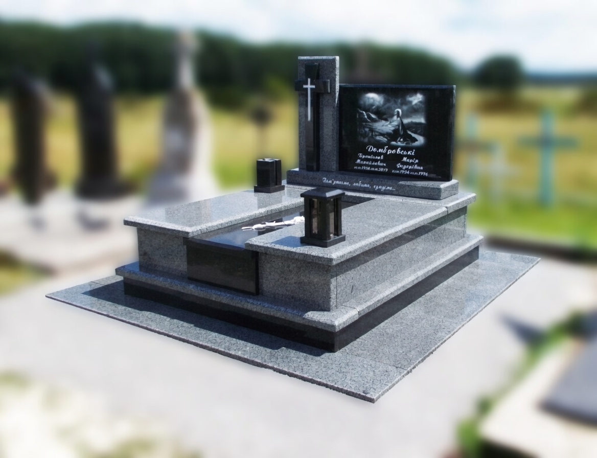 Подвійний пам'ятник 3