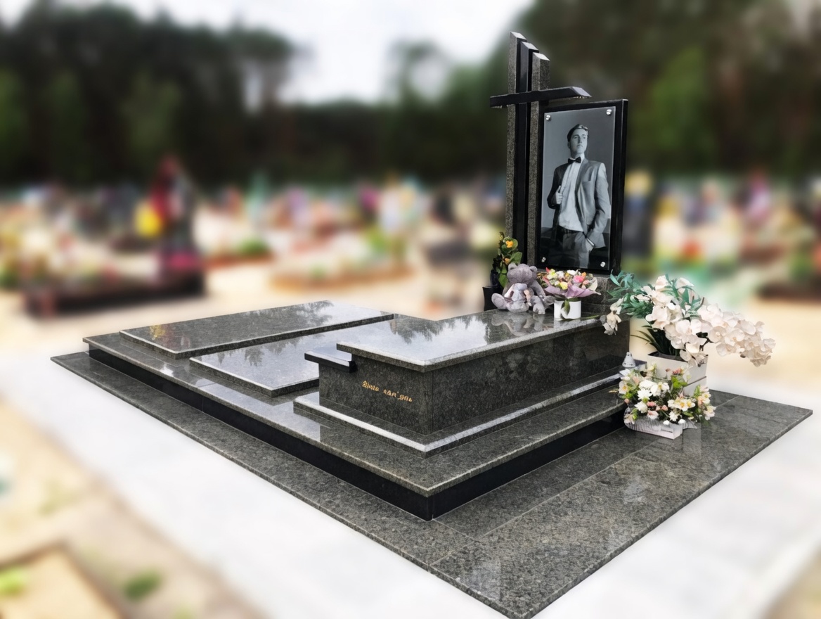 Одинарний пам'ятник 6